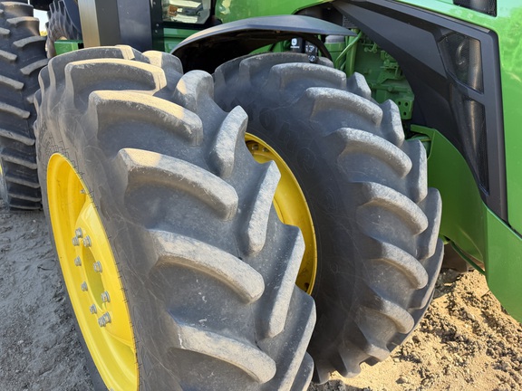 2025 John Deere 8R 370 - Photo12