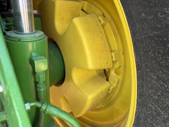 2025 John Deere 8R 370 - Photo17