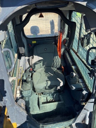 2023 John Deere 325G-2