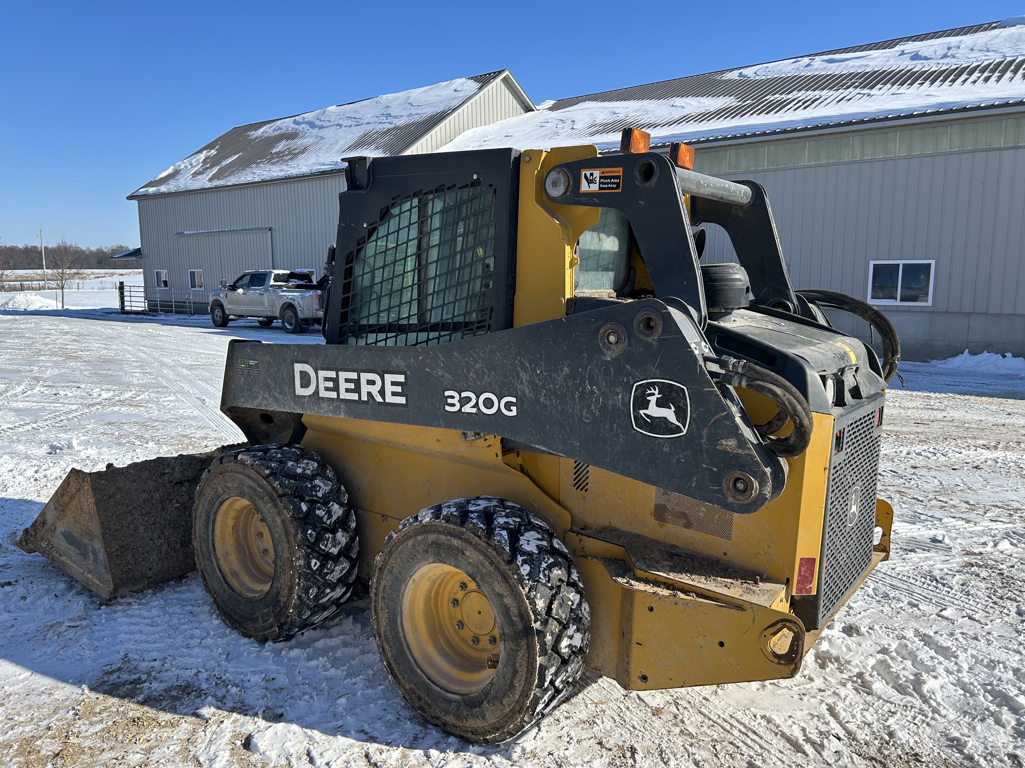 2019 John Deere 320G Image 4