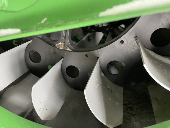 2013 John Deere S670 (29th thumbnail)