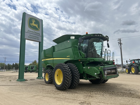 2013 John Deere S670 (2nd thumbnail)