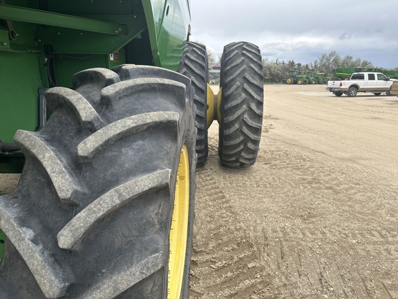 2013 John Deere S670 (30th thumbnail)