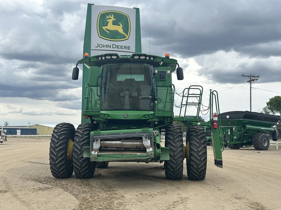 2013 John Deere S670 Used Equipment