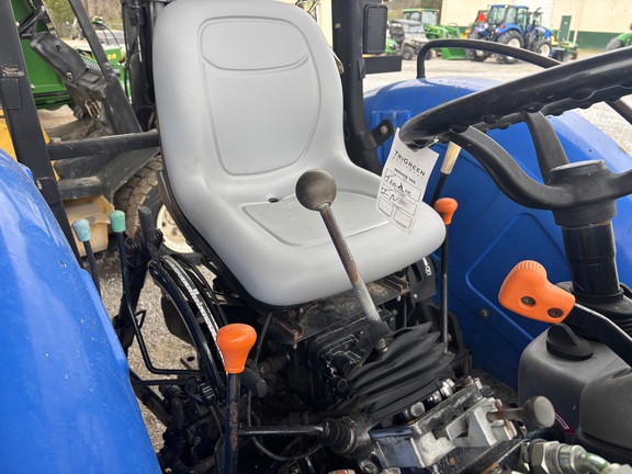 2015 New Holland Workmaster 65