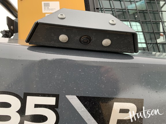 Photo of 2025 John Deere 335 P