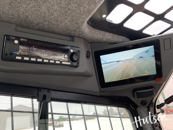 Photo of 2025 John Deere 335 P