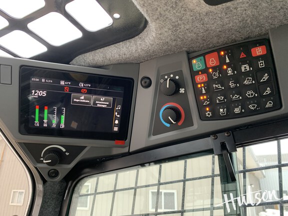 Photo of 2025 John Deere 335 P