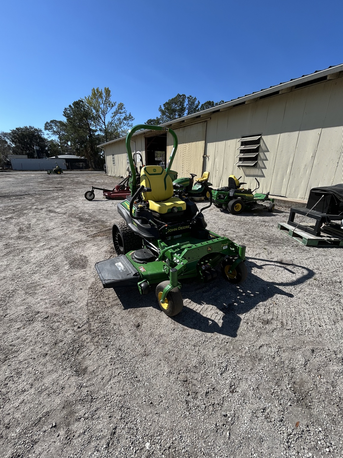 2024 John Deere Z930M Image 1