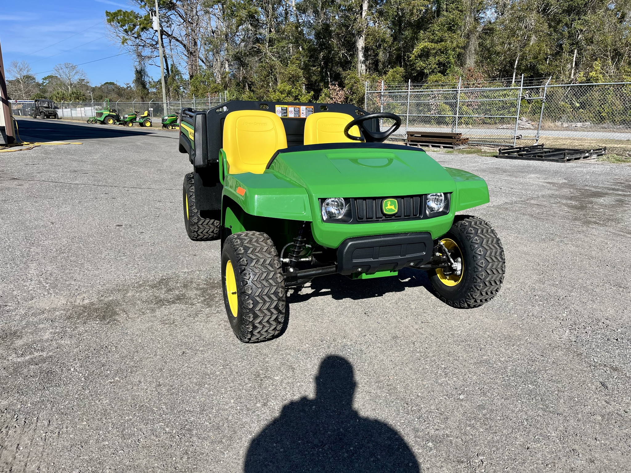 2026 John Deere 4X2 GATOR Image 2