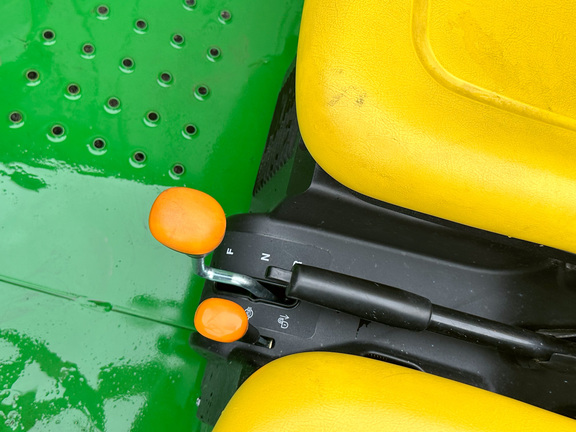 2025 John-Deere TX 4X2