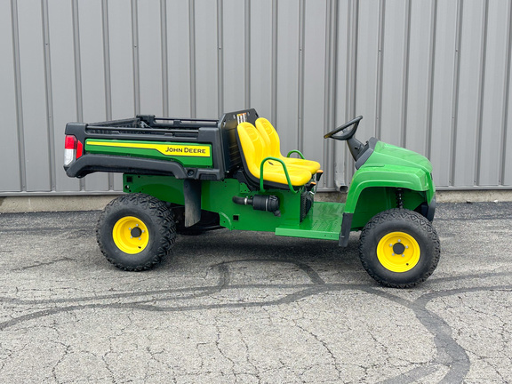 2025 John-Deere TX 4X2