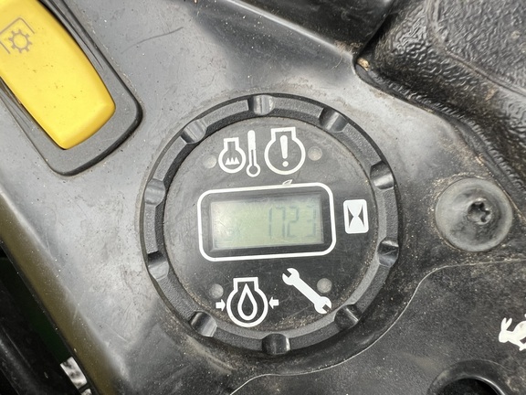 Photo of 2023 John Deere Z930M