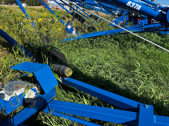 2023 Brandt 837A
