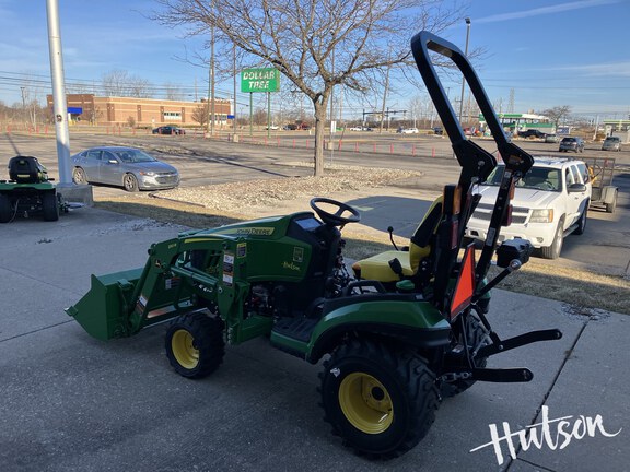 Photo of 2025 John Deere 1025R