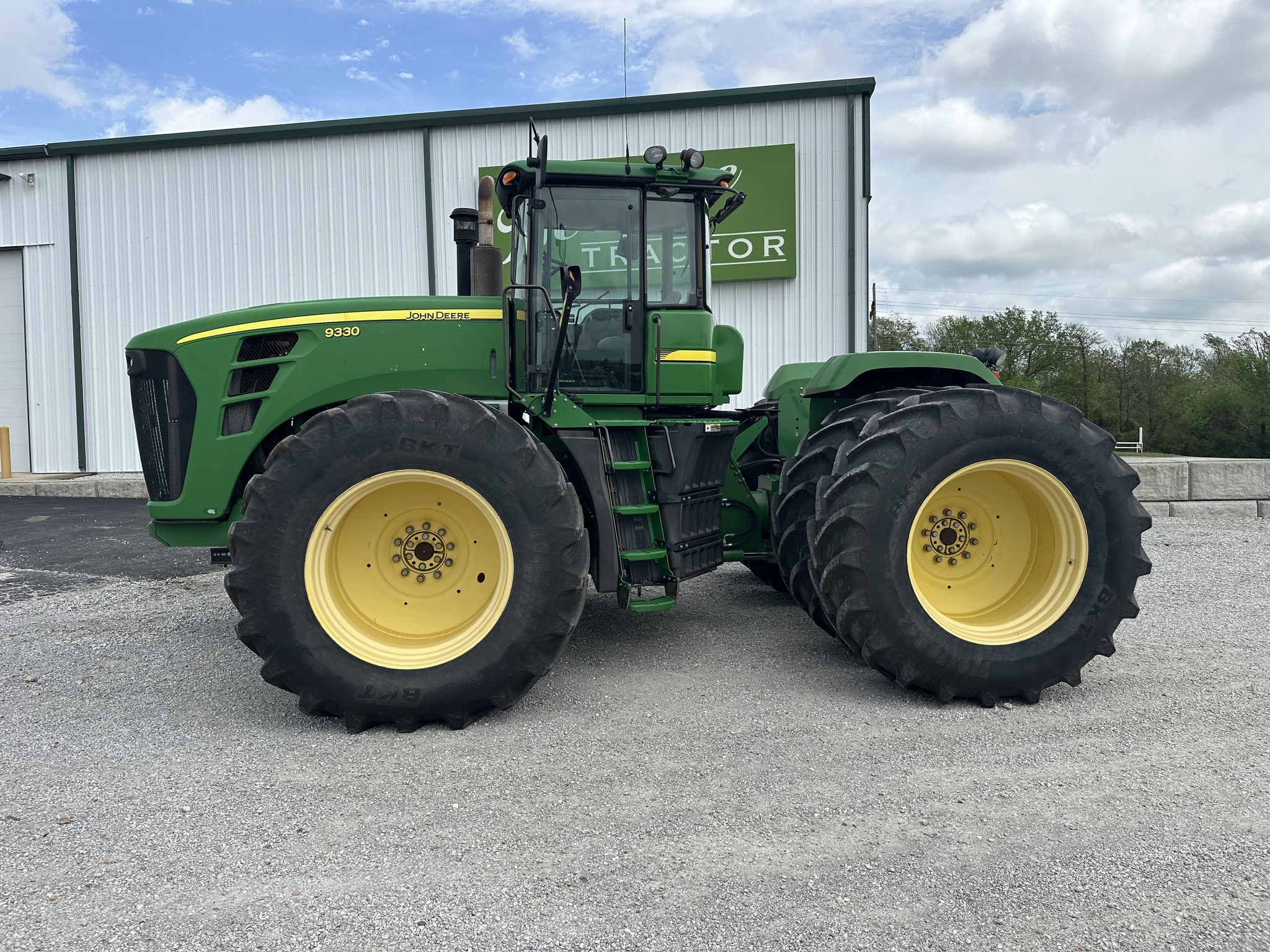  2008 John Deere 9330 at Heritage Tractor in Joplin, MO