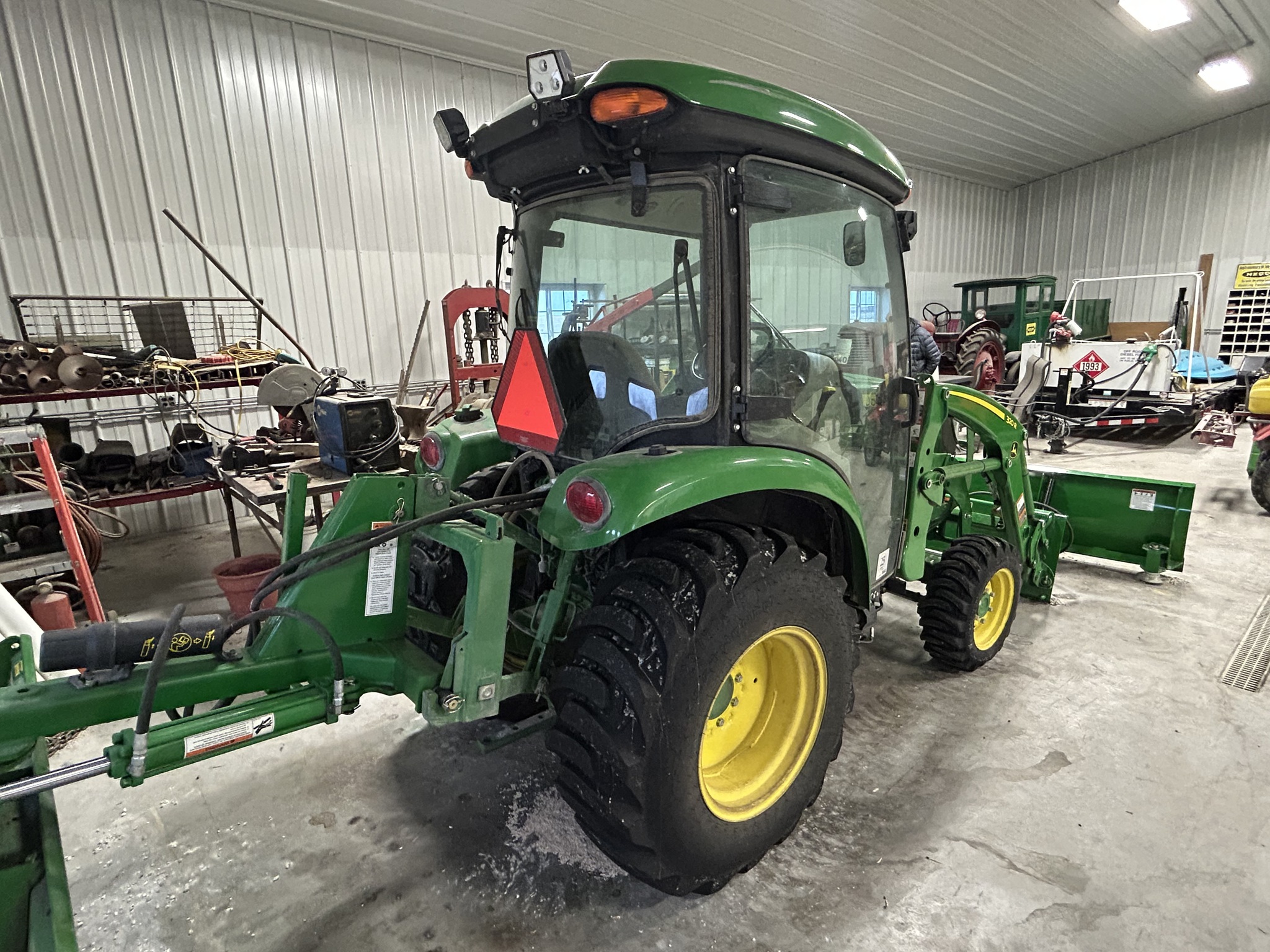  2024 John Deere 3046R at Heritage Tractor in Carthage, IL