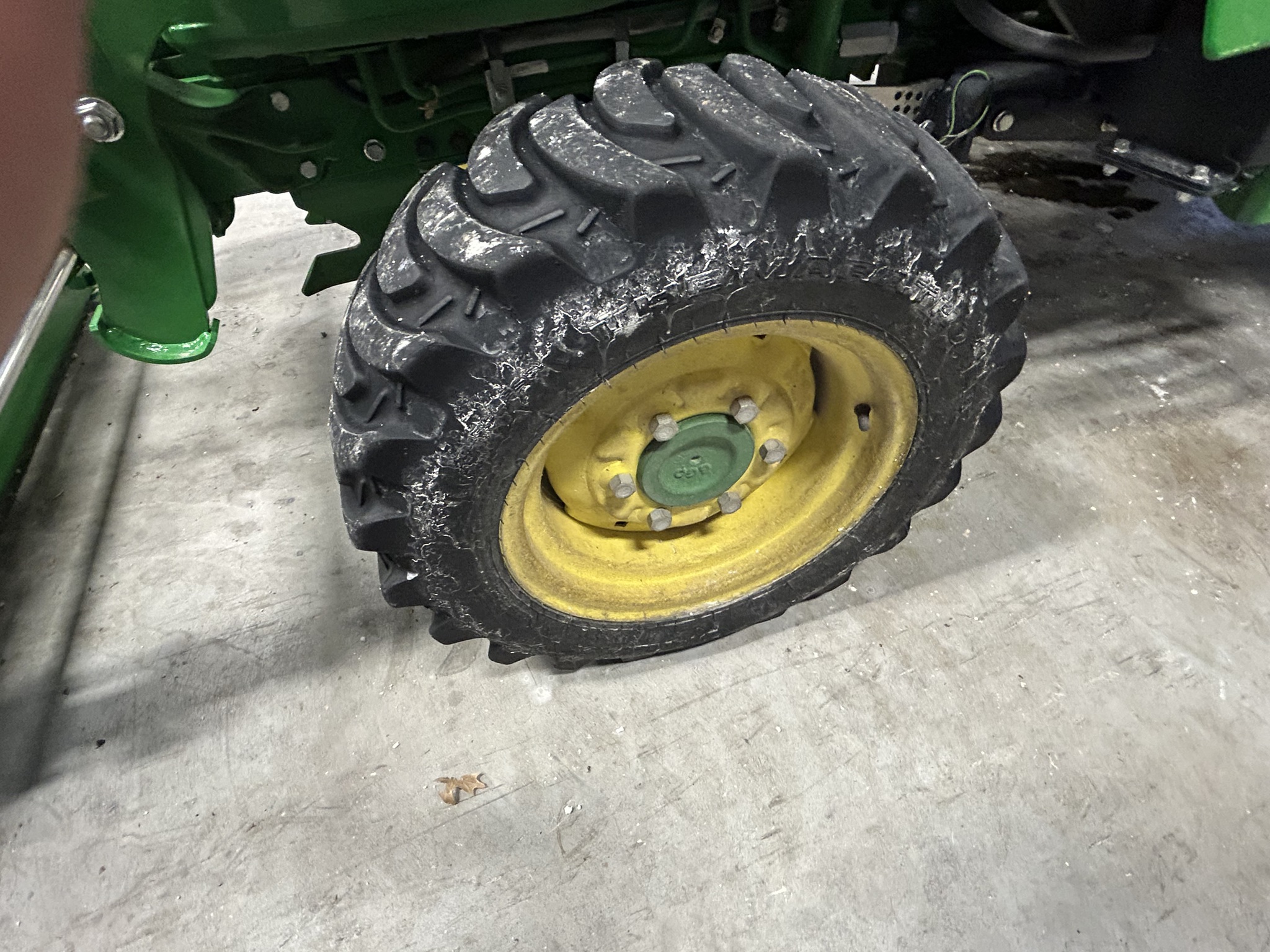  2024 John Deere 3046R at Heritage Tractor in Carthage, IL