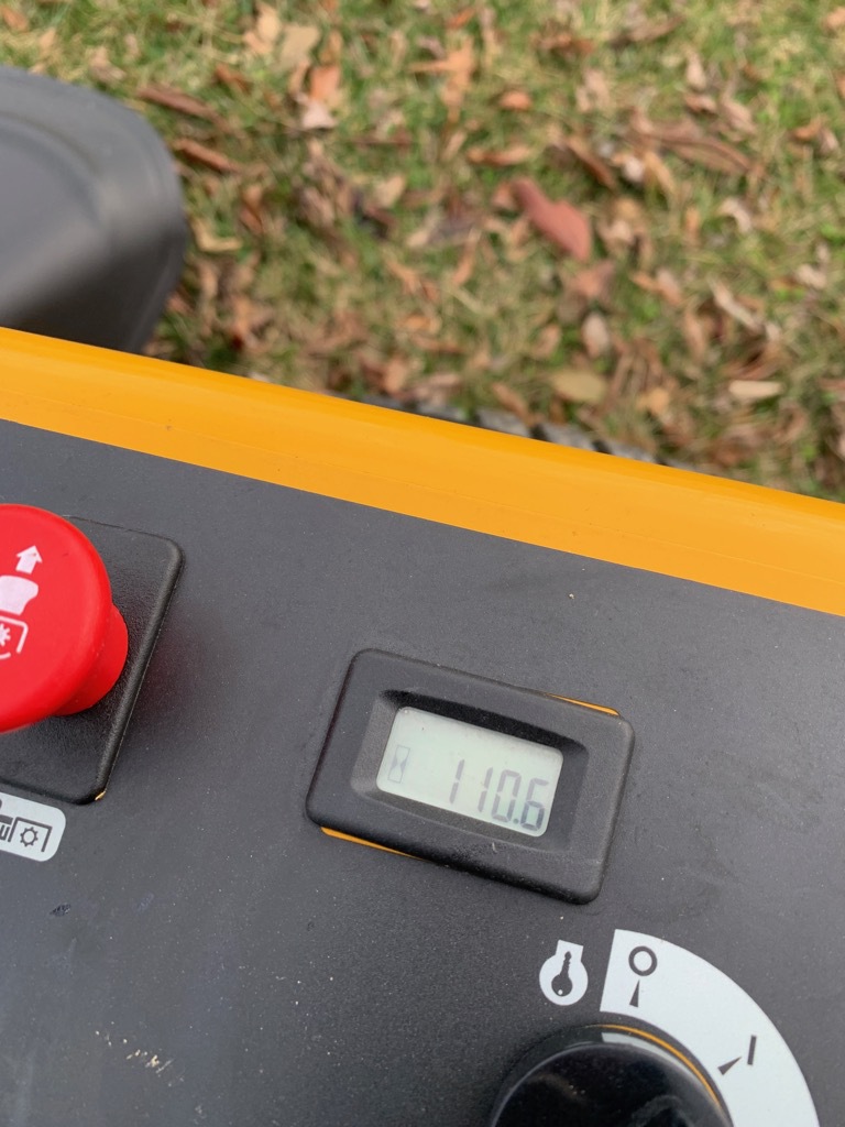 2025 Hustler X-ONE Image 2