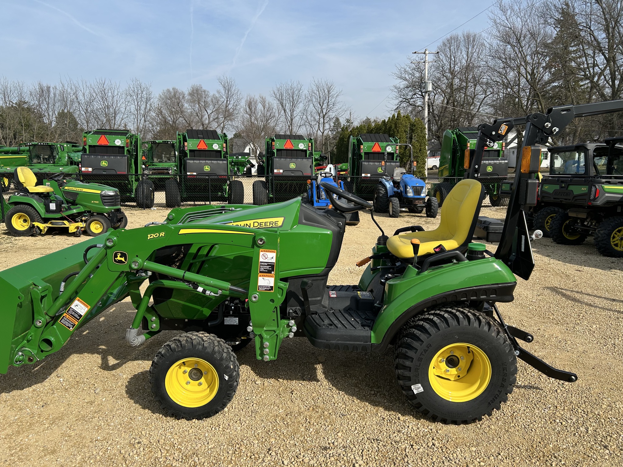  2024 John Deere 1023E at Heritage Tractor in Freeport, IL