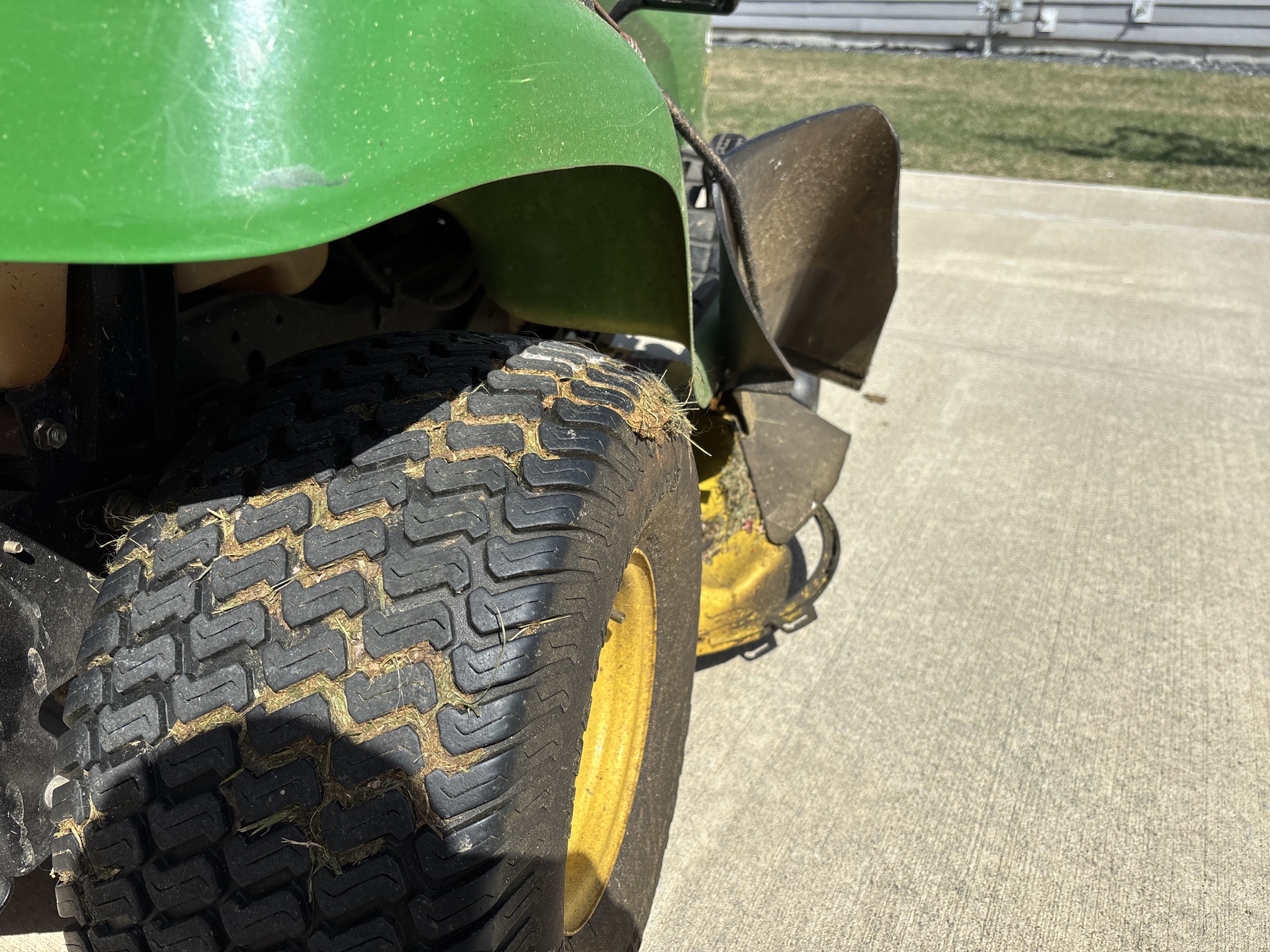 Used 2006 John Deere X300 Lawn & Garden Tractors at Koenig Equipment in Knightstown, IN - PhotoXL10