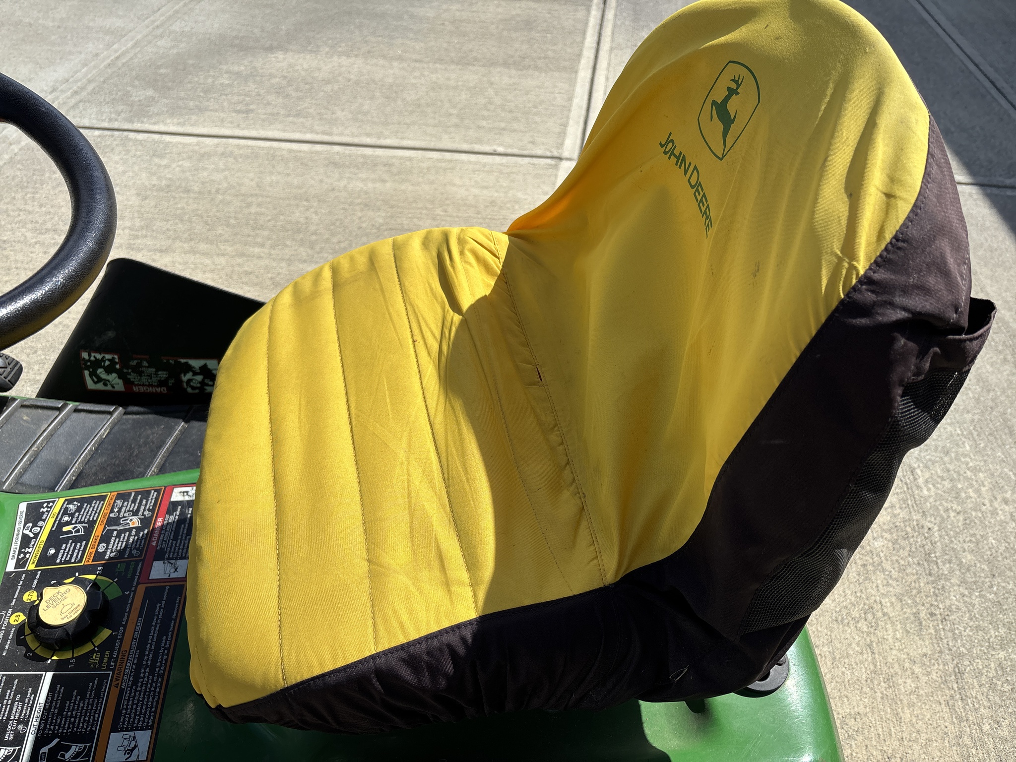 Used 2006 John Deere X300 Lawn & Garden Tractors at Koenig Equipment in Knightstown, IN - PhotoXL14