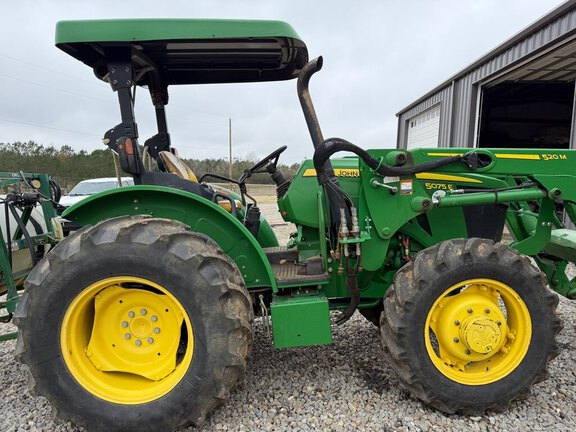 2020 John Deere 5075E Photo 6