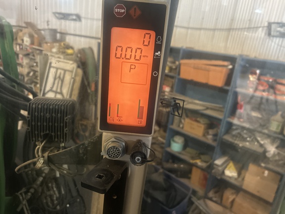 Used 2009 John Deere 7830 Row Crop Tractors at Horizon Ag & Turf in Edmonton West, AB - Photo10