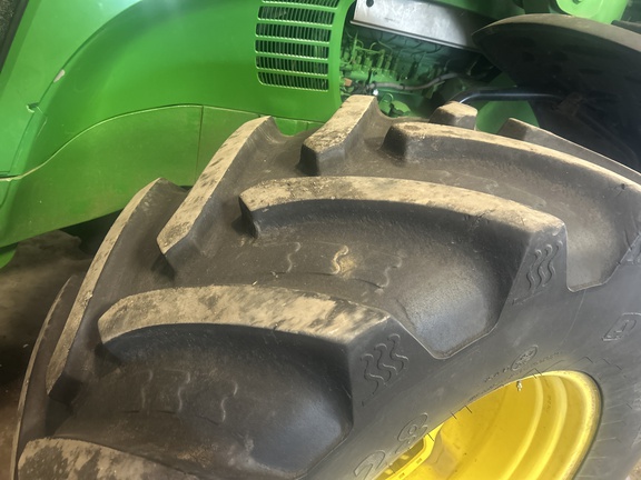 Used 2009 John Deere 7830 Row Crop Tractors at Horizon Ag & Turf in Edmonton West, AB - Photo7