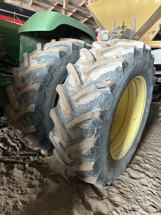 Photo of 1997 John Deere 9300