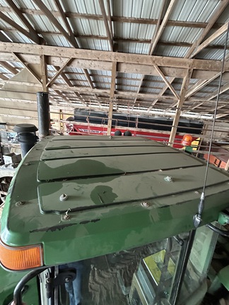 Photo of 1997 John Deere 9300