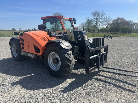 2025 JLG AG823