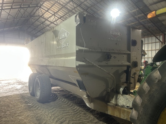 2015 Kuhn Knight rc270 (24th thumbnail)