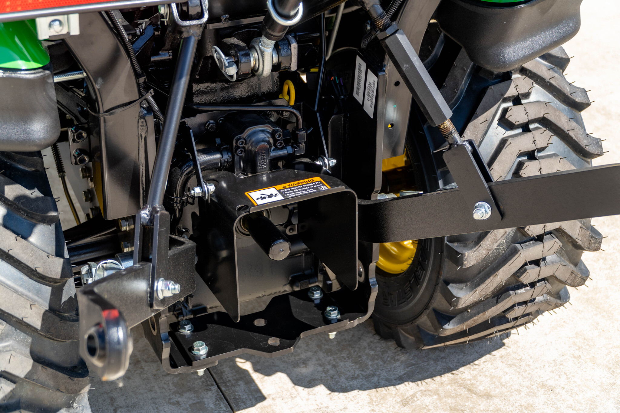 New In-Stock 2026 John Deere 1025R Compact Utility Tractors at Koenig Equipment in Bloomington, IN - PhotoXL8