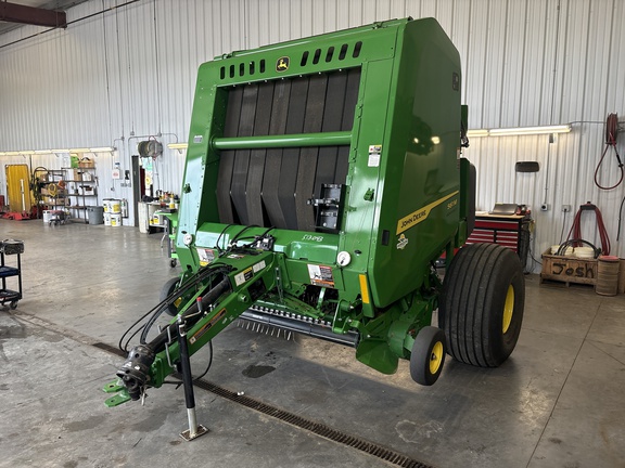 Used 2025 John Deere 561M Round Balers at Horizon Ag & Turf in Lloydminster, AB - Photo6