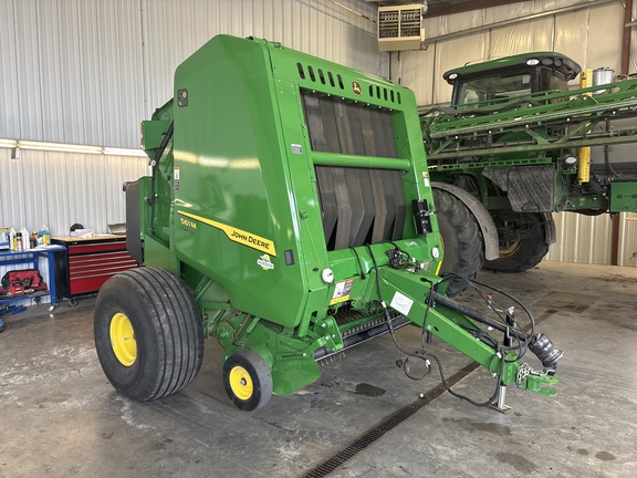  John Deere 561M
