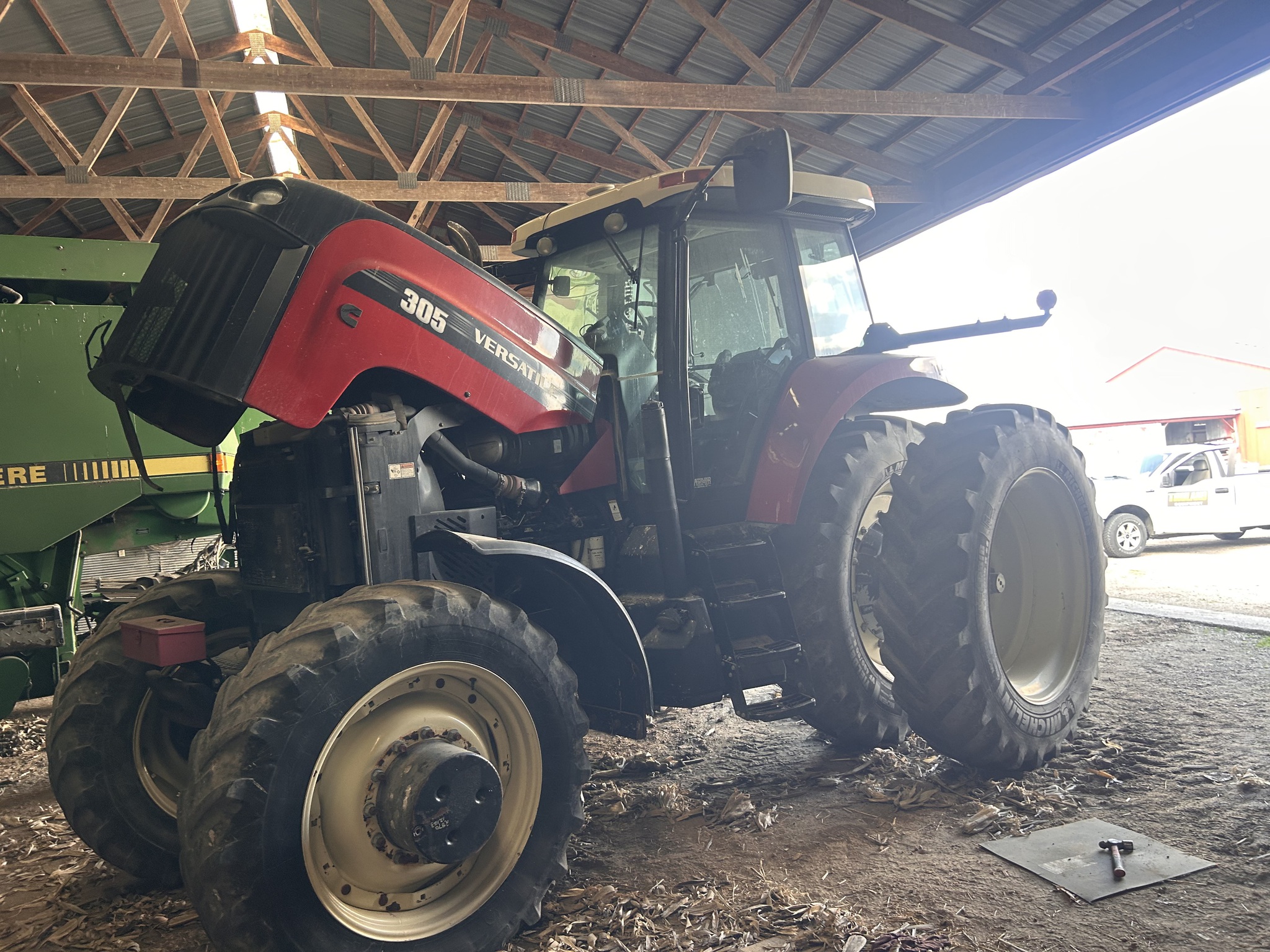 2012 Versatile 305 MFWD Image 5