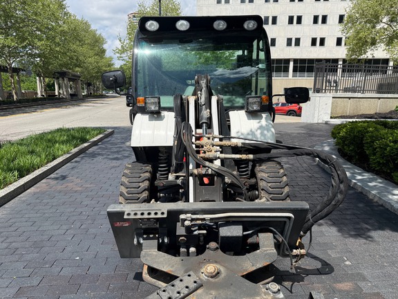 Used 2010 Bobcat 5600 TOOL CAT ATVs & Gators at Koenig Equipment in Urbana, OH - Photo5