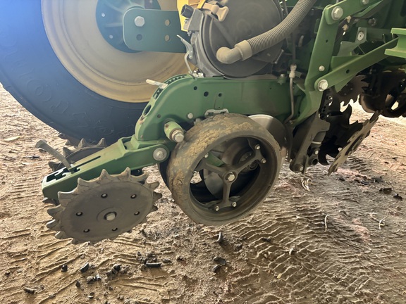 2022 John Deere 1775NT - Photo4