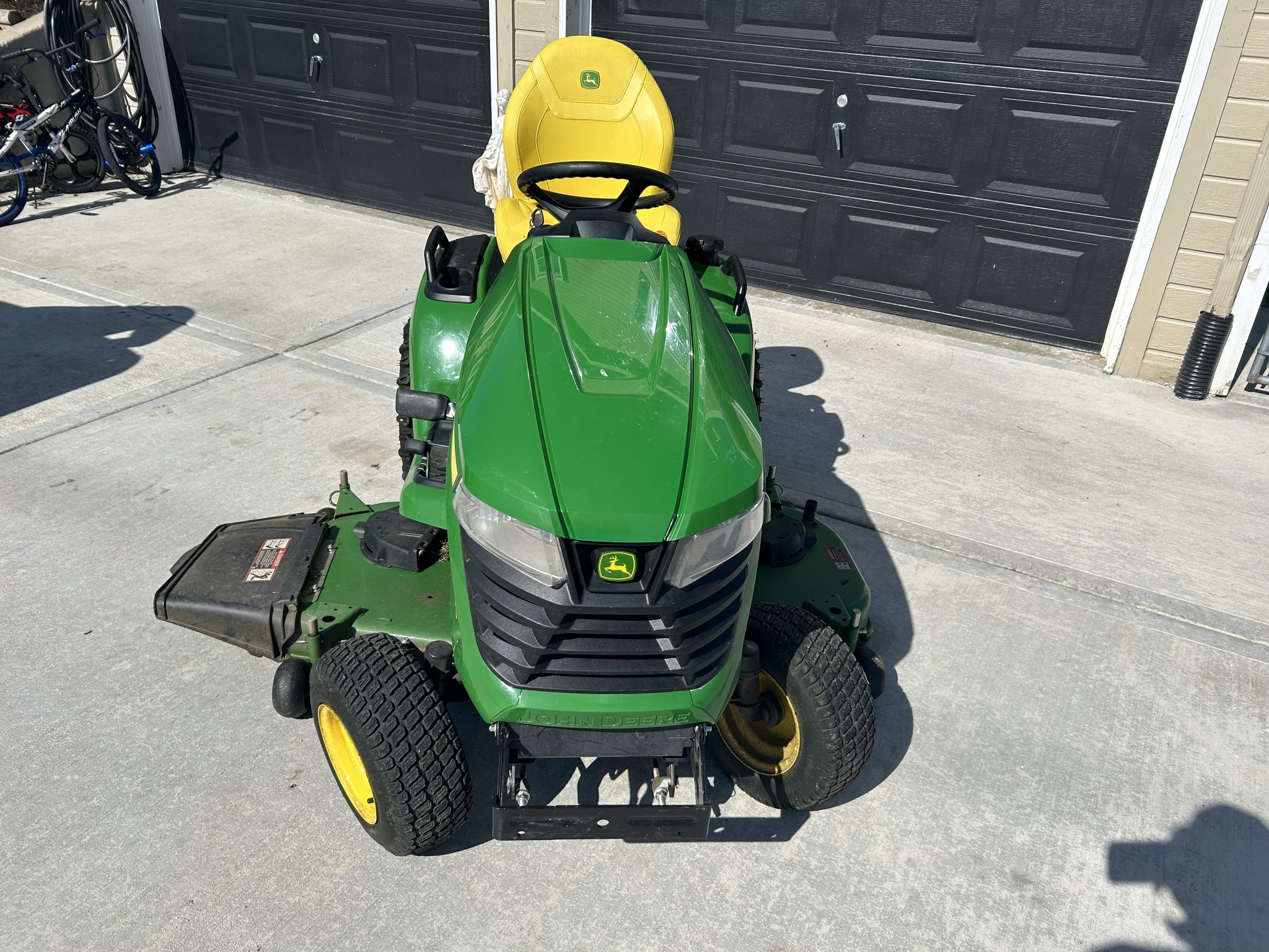  2023 John Deere X590 at Heritage Tractor in Olathe, KS