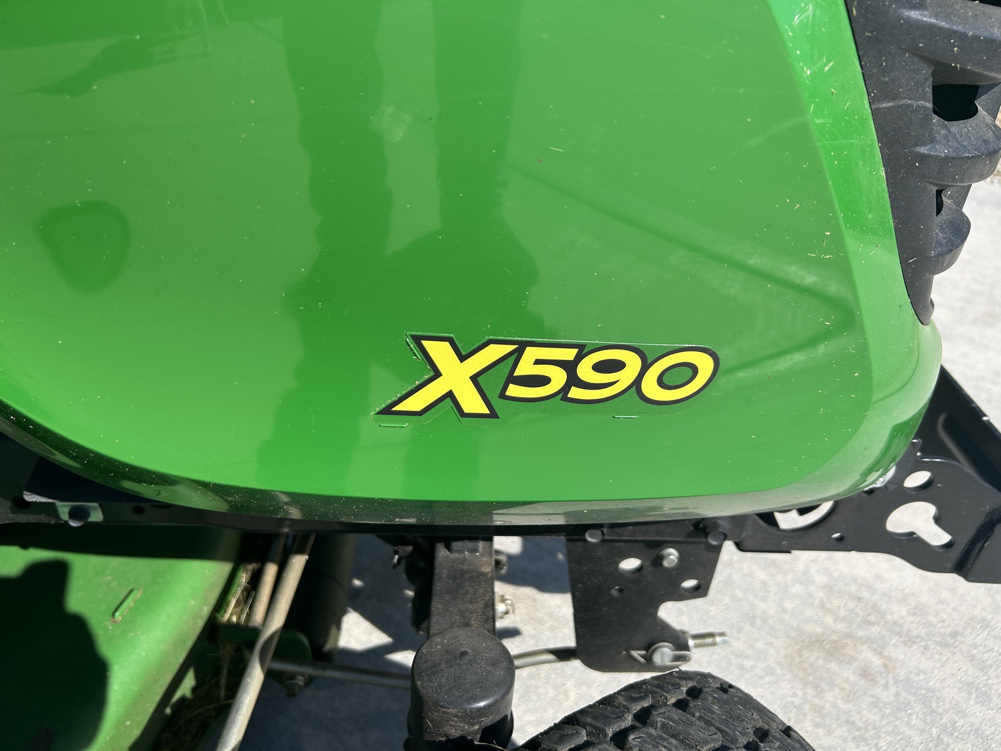  2023 John Deere X590 at Heritage Tractor in Olathe, KS