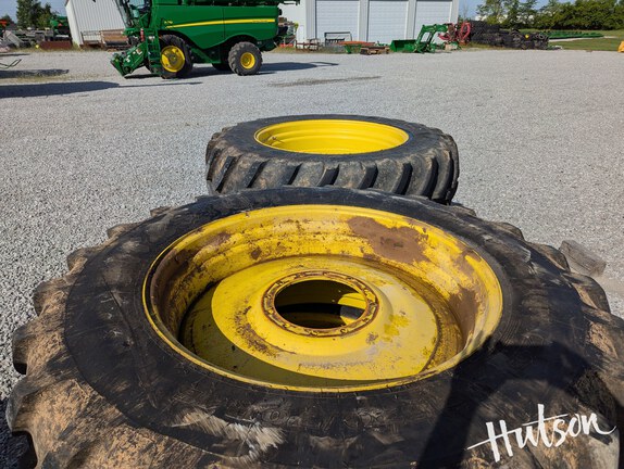 Photo of 2023 John Deere 620/70R46