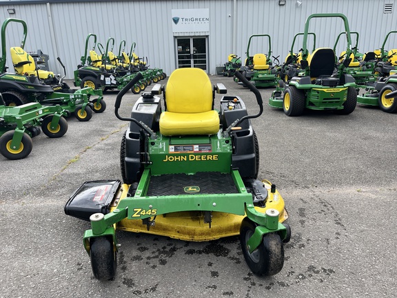 2014 John Deere Z445