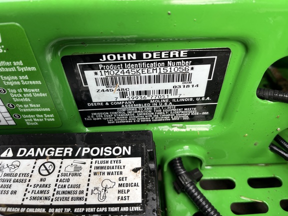 2014 John Deere Z445