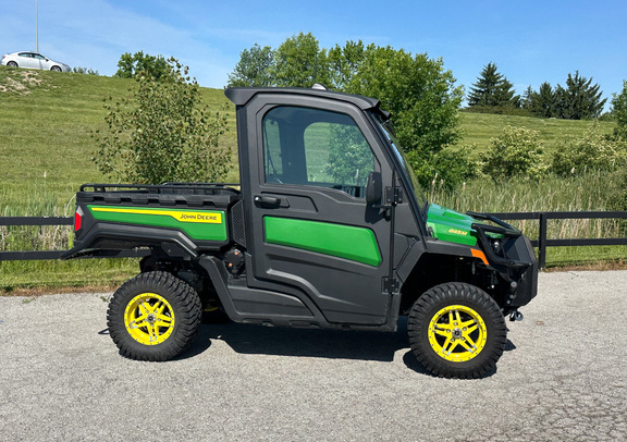 2025 John-Deere XUV 845M HVAC Cab