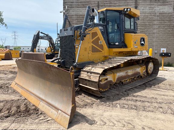 Photo of a 2019 John Deere 850L