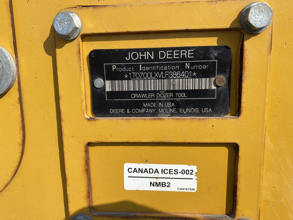 2021 John Deere 700L