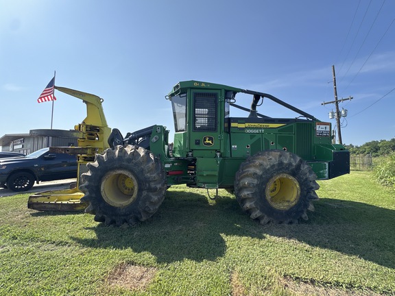 2021 John Deere 843L