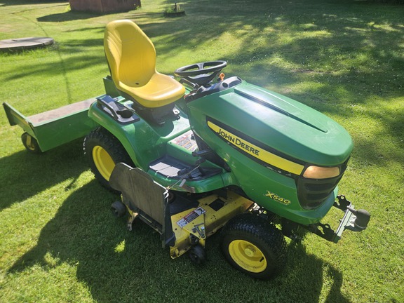 Photo of 2014 John Deere X540
