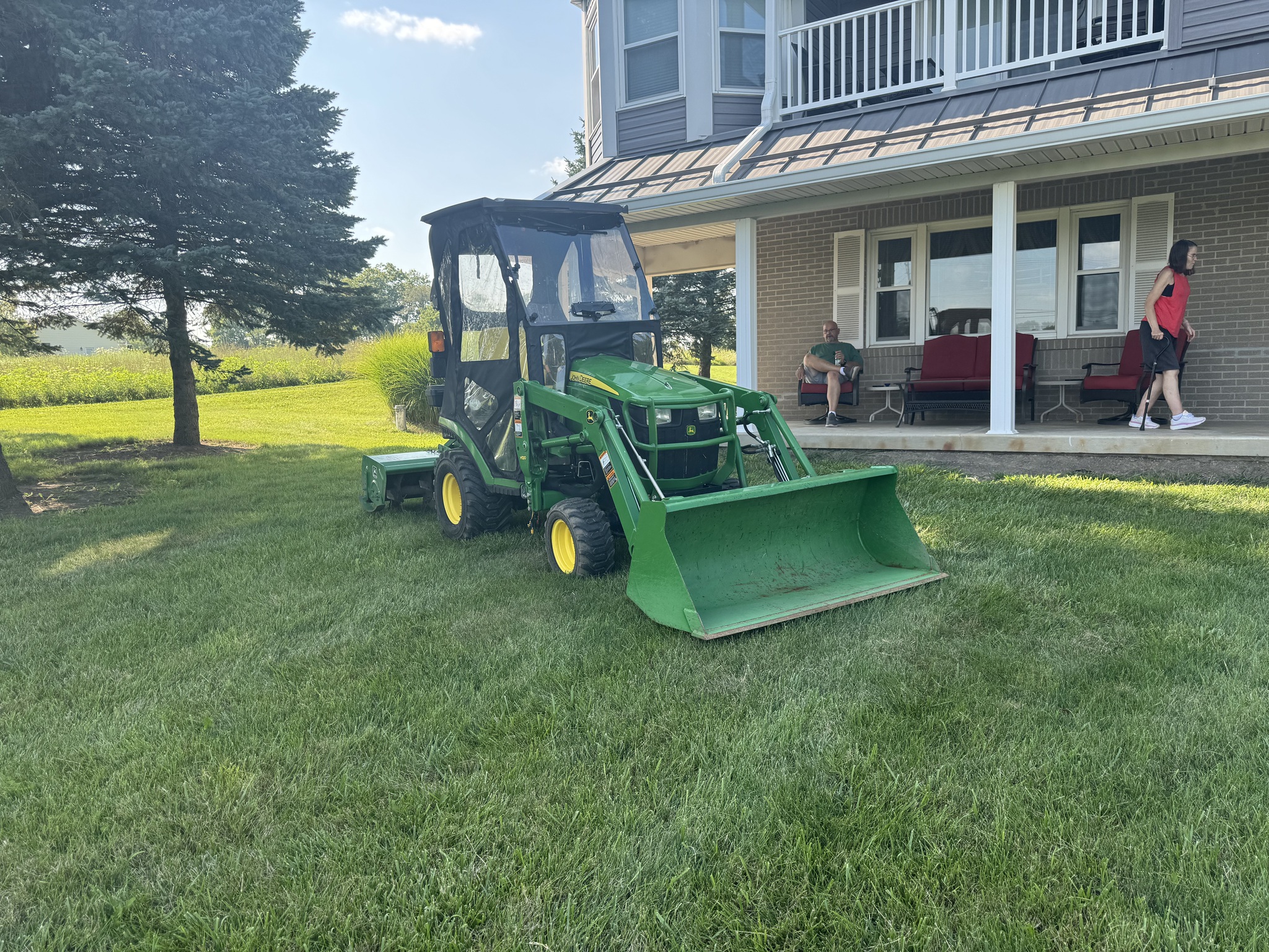 Used 2016 John Deere 1025R Compact Utility Tractors at Koenig Equipment in Urbana, OH - PhotoXL2